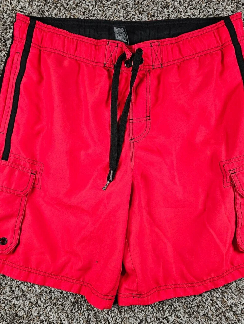 OP Mens Sz M (32-34) Swim Trunks Swimsuit Red Black Cargo Pockets